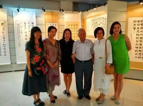 黄金最新报道,黄金最新报道，全球黄金市场的动态与前景展望